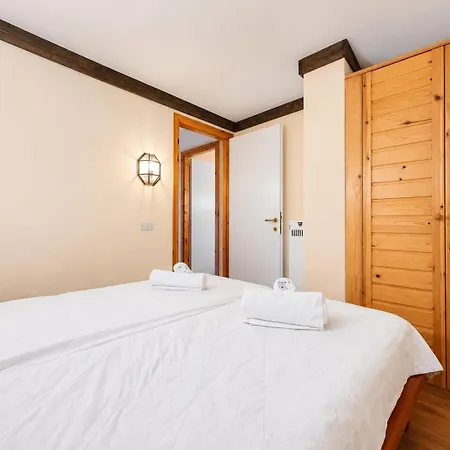Apartamento Hostdomus - A3-10 Grangesises